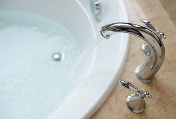 Cost of Tub Faucet Replacement in Ogden